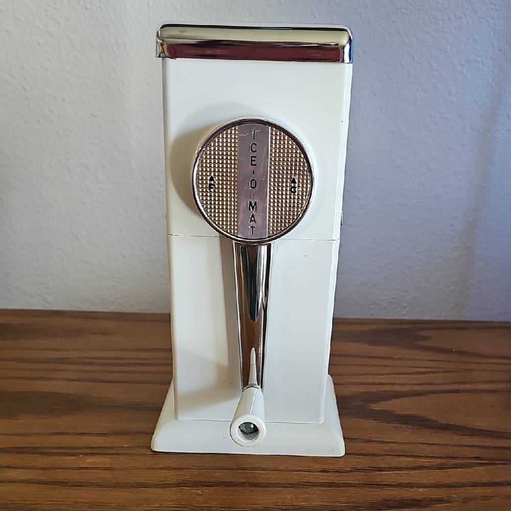 Ice-O-Mat Vintage Manual Ice Crusher - White & Chrome